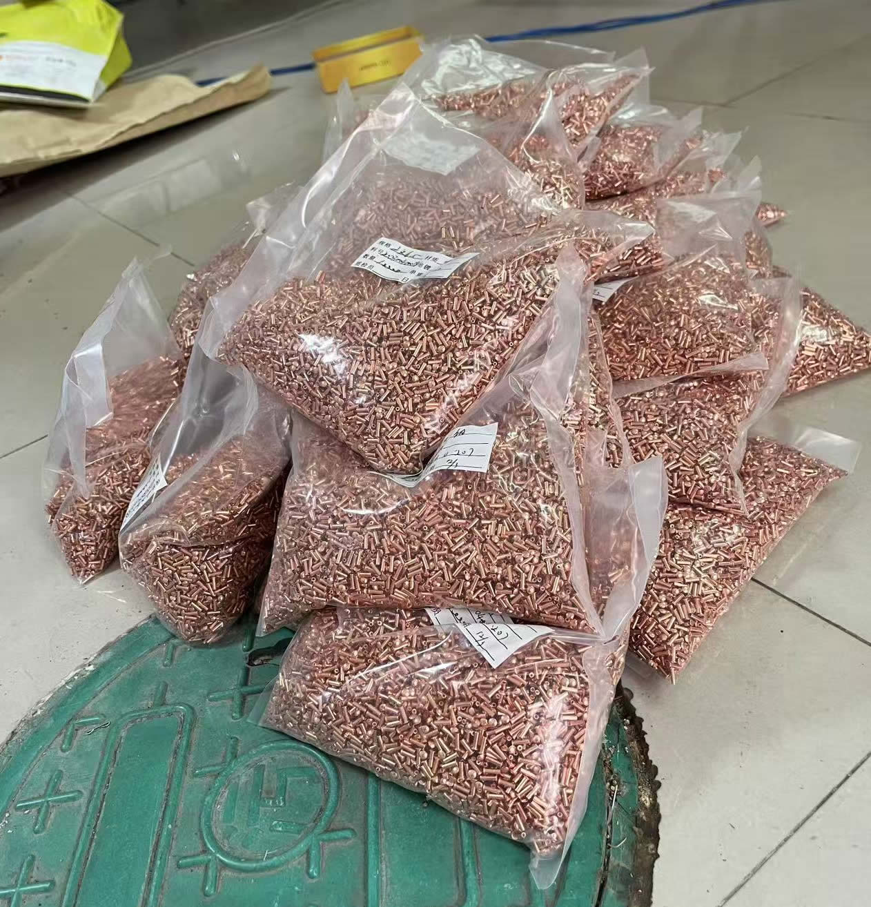 Nuote Metals expédie des rivets en cuivre au Brésil
