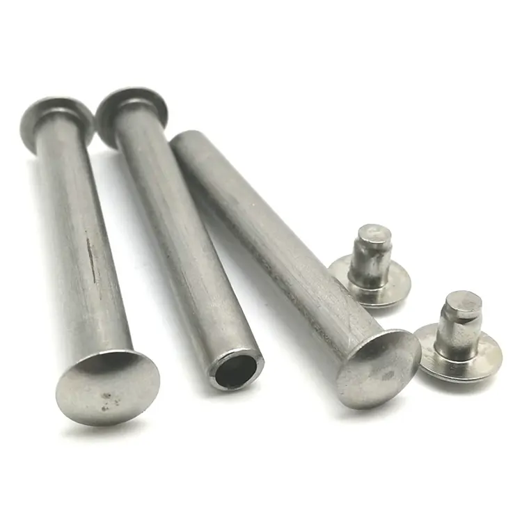 Rivets mâles femelles