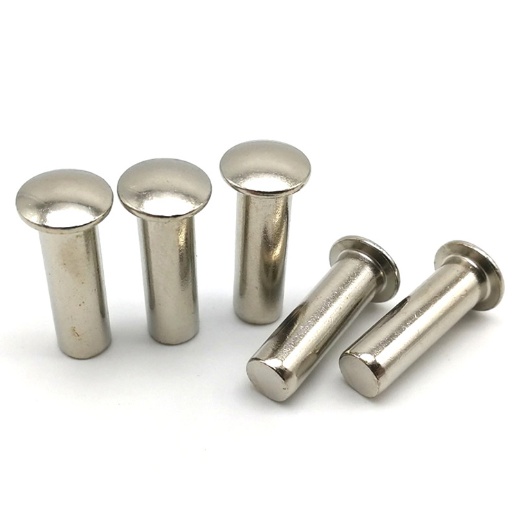 Rivets solides en acier